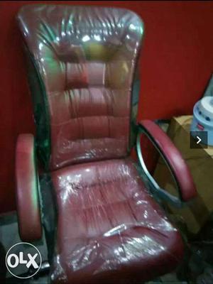 Fix Rate New Red Leather Rolling Armchair