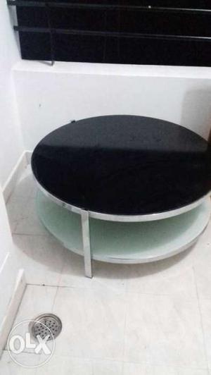 Round White And Black Wooden Coffee Table