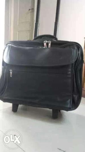 Unused leather laptop traveller bag