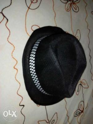 A black hat (New)