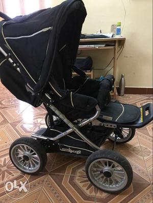 Baby pram,bought in sweden,good in condition.