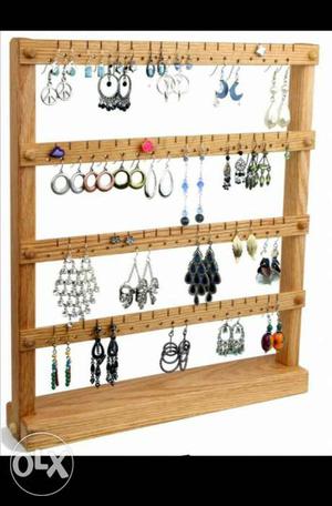 Brown Wooden Earrings Rack Perfect thing for your earings