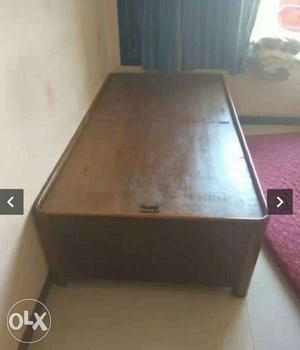 Deewan Diwan bed with storage. size 3×6 wooden