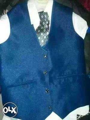 For sale complete 5piese suit Royale Blue