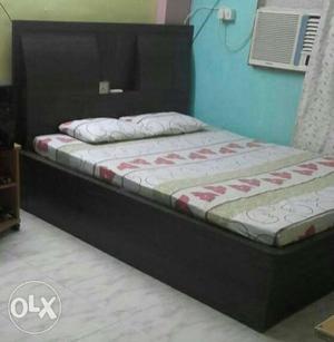 King size bed with storage with Kurlon matress only 3
