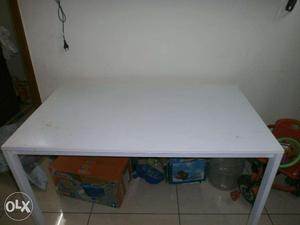 Mobile nDinning Table only Lenth 4 feet width 2, 1/2 feet