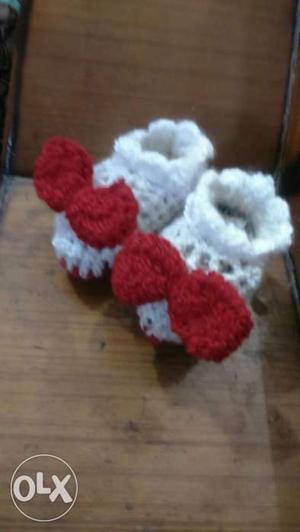 New Baby's White-and-red Crochet Booties 6-9 month kids