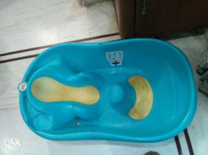 Very strong bath tub for kids age from 3 months