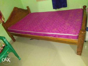 Wooden Bed, size 4/6 Fit