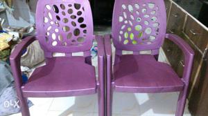2 unused chairs High quality Purple color