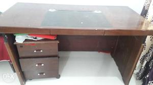 I have office table for sale.