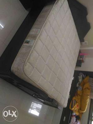 Raha imported mattress 1 yr old