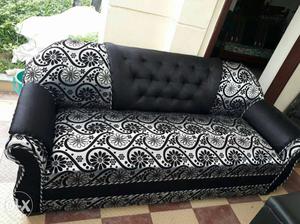Sell for new luxury sofa set with center table