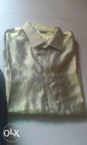 Silk Shirt.new two shirt.42 size.Golden yellow. & pale green