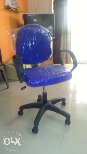 Unused new chair for kids
