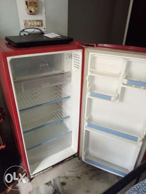 165ltr LG fridge in good condition for sale