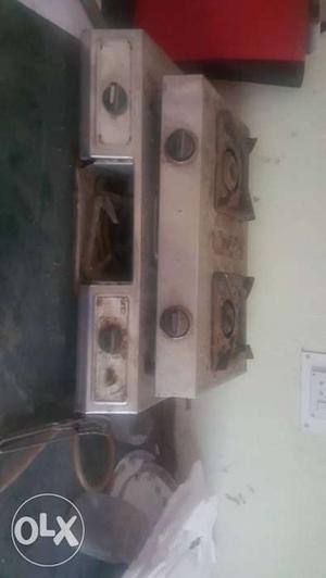 2 gas stoves in working condition both for 