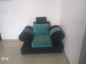 King Size Sofa in Throw Away Price