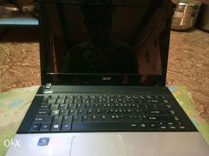 My Acer laptop good condition with charger urgent