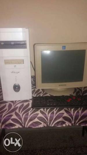 Beige Samsung CRT Computer Monitor With Black Corded