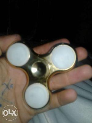 Gold And White Tri Hand Spinner