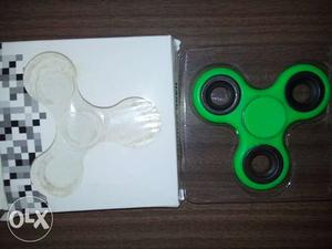 Green metal spinner 1 day old