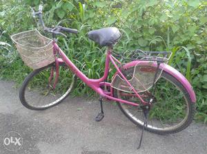 Pink colour ladies cycle for sell