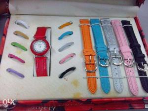 Set of 10 interchangeble watch set for kids unused in good