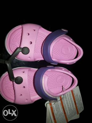 Toddler's Pair Of Pink-and-purple Sandals
