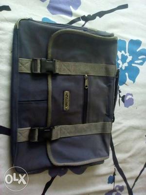 Clubb office Bag old and used but good condition