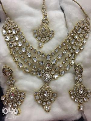 Kundan set. on a very affordable price