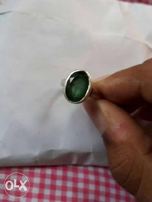 Silver Ring With Green emerald Stone good condition no