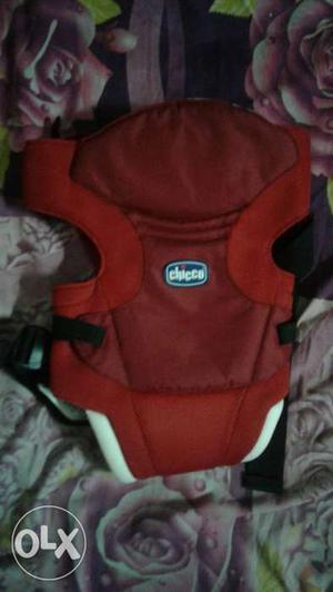Baby's Red Chicco Car Carrier