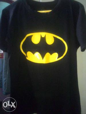 Batman Top. not available in market. size L. but