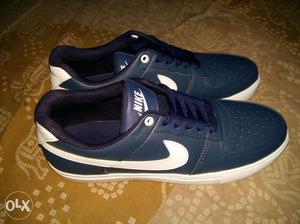 Blue-and-white Nike Low-top Sneakers
