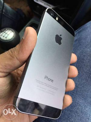 Iphone 5s 16 gb full box with bill neat condition