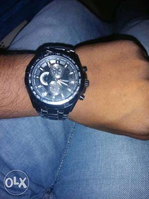 Round Black And Silver Kurren Chronograph Watch With Black
