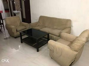 5 seater maharaja sofa set with centre table in