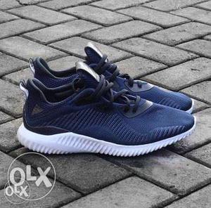 Alpha bounce 2. White-and-blue Adidas Low-top Sneakers