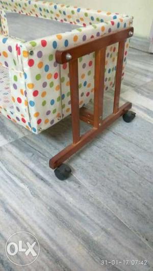 Baby's Brown Wooden Framed Multi Color Cradle Crib mee mee