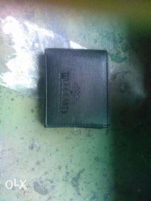 Black Woodland Leather Bi-fold Wallet
