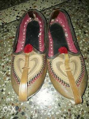 Brand new leather mojri rajputi footwear
