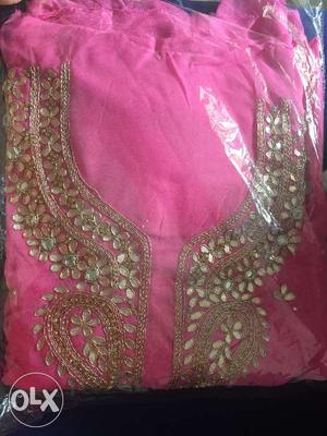 Gorgette Gota Suit. Pink in colour. Comes with a