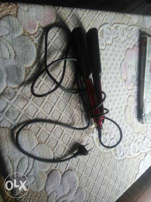 Hair straightener with Bill price negotiable 1year warranty