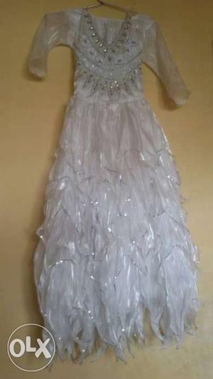 Its very nice party wear long dress. It can be