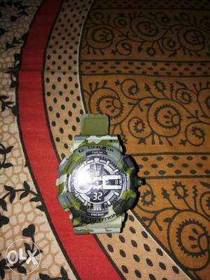 Originally G SHOCK MILITARY DESINE but no bill