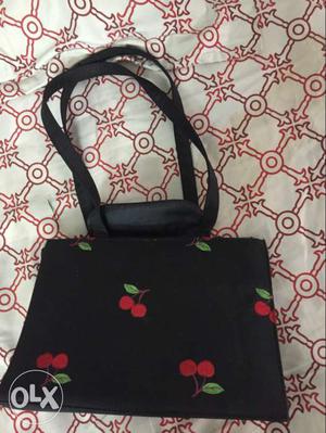 Red And Black Cherry Print Tote Bag \