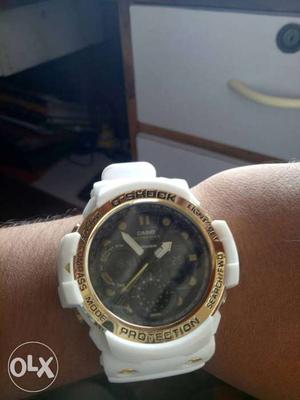 Round Brown used Casio G-Shock Chronograph Watch With White