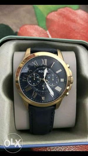 This is a fossil original watch worth rs. .!