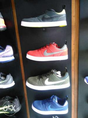 Unpaired Nike Low Top Sneaker Lot